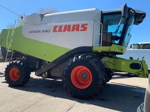 Claas Lexion 540 grain harvester